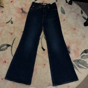 Levi’s Ribcage Bell - Dark Wash - 27x32 - NWT